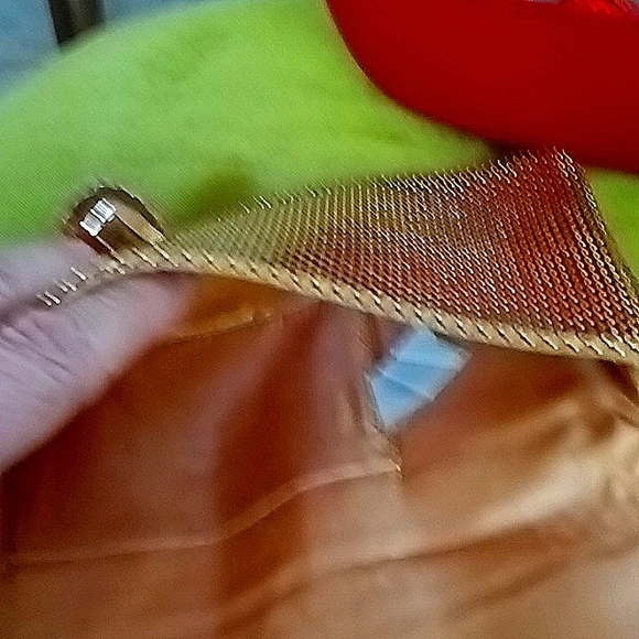 💥SALE Vintage gold mesh Whiting and Davis U.S.A. made bag purse💥 - Picture 5 of 5